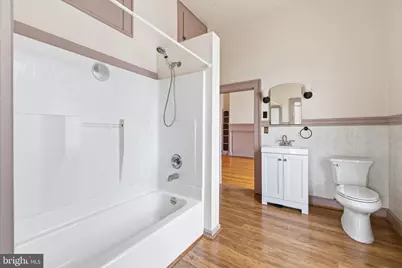 221 W Main Street, Luray, VA 22835 - Photo 40