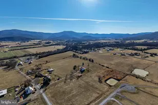 467 Vis Vw Rd, Stanley, VA 22851 - Photo 100