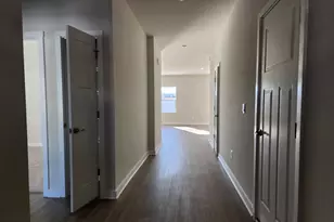 327 Baker Dr, Luray, VA 22835 - Photo 2