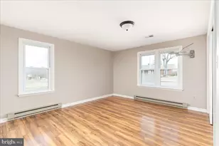 961 W Main St, Stanley, VA 22851 - Photo 12