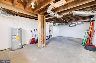 296 W Main St, Stanley, VA 22851 - Photo 30