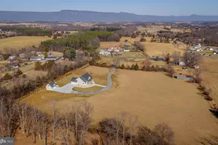 215 Forrest Dr, Luray, VA 22835 - Photo 94