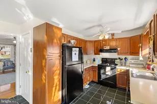 5 Fox Ln, Luray, VA 22835 - Photo 8