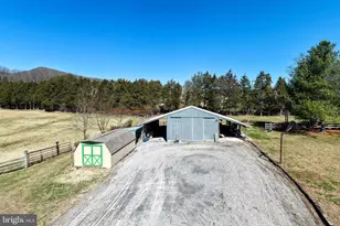 2301 S Page Valley Rd, Luray, VA 22835 - Photo 16