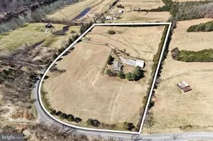 2301 S Page Valley Rd, Luray, VA 22835 - Photo 6