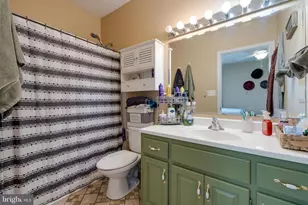 154 W Wanda St, Stanley, VA 22851 - Photo 18