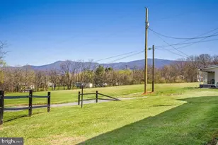 160 Honeysuckle Ln, Stanley, VA 22851 - Photo 40