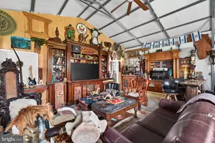 138 E Main St, Luray, VA 22835 - Photo 136