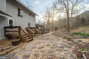 1131 Page Valley Rd, Luray, VA 22835 - Photo 14