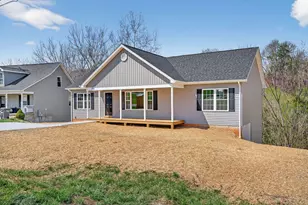 254 Locustdale Loop, Shenandoah, VA 22849 - Photo 2