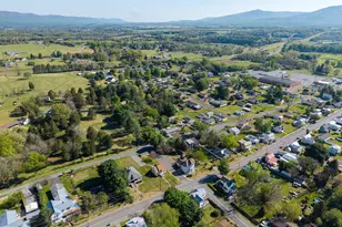 330 Mechanic St, Luray, VA 22835 - Photo 96