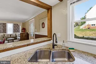 330 Mechanic St, Luray, VA 22835 - Photo 14