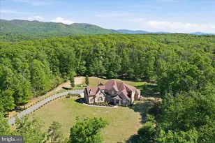 524 S McDaniel Ln, Shenandoah, VA 22849 - Photo 2