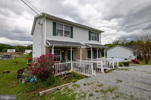 117 Warren Ave, Shenandoah, VA 22849 - Photo 2