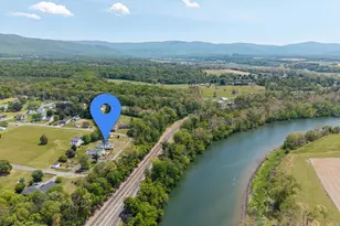 606 S 1st St, Shenandoah, VA 22849 - Photo 2