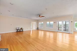 1050 Almond Dr, Luray, VA 22835 - Photo 18