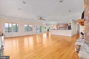 1050 Almond Dr, Luray, VA 22835 - Photo 22