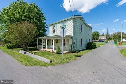 302 Woodland Avenue, Luray, VA 22835 - Photo 2