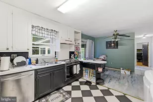320 Willow St, Luray, VA 22835 - Photo 8
