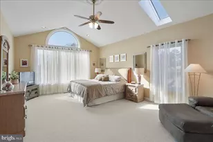100 Cottage Dr, Luray, VA 22835 - Photo 10