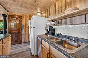 707 Overlook Dr, Rileyville, VA 22650 - Photo 24
