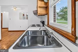201 1st St, Luray, VA 22835 - Photo 16