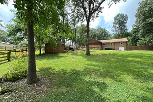 579 Circle View Rd, Luray, VA 22835 - Photo 16