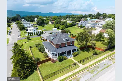 501 Pennsylvania Avenue, Shenandoah, VA 22849 - Photo 1