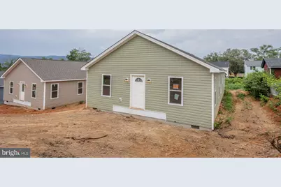 395 Trenton Ave, Shenandoah, VA 22849 - Photo 2