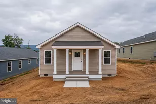 391 Trenton Ave, Shenandoah, VA 22849 - Photo 1