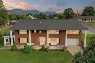 15 Painter St, Luray, VA 22835 - Photo 1