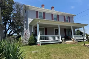 1245 E Main St, Luray, VA 22835 - Photo 2