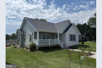 320 Eighth Avenue, Luray, VA 22835 - Photo 2