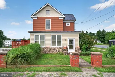 401 6th Street, Shenandoah, VA 22849 - Photo 1