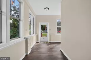 401 6th St, Shenandoah, VA 22849 - Photo 2
