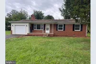 33 Wallace Avenue, Luray, VA 22835 - Photo 1