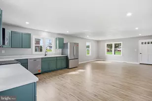 2 Massanutten Pl, Luray, VA 22835 - Photo 6