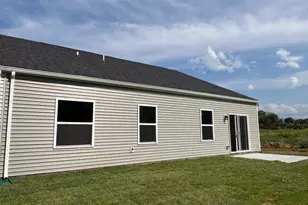 372 Baker Dr, Luray, VA 22835 - Photo 10