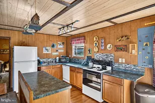 665 Overlook Dr, Rileyville, VA 22650 - Photo 18