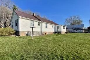 2092 Rocksprings Rd, Ringgold, VA 24586 - Photo 8