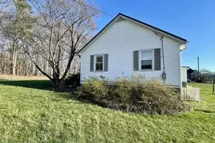 2092 Rocksprings Rd, Ringgold, VA 24586 - Photo 4
