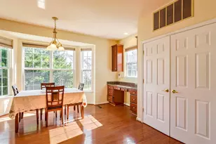 2817 Compass Cir, Woodbridge, VA 22191 - Photo 10