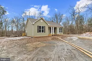 6735 Beverly Rd, Broad Run, VA 20137 - Photo 2