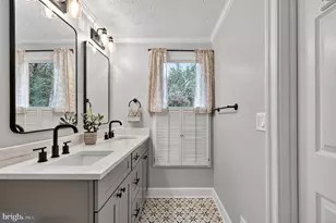 15310 Iris Ln, Dumfries, VA 22025 - Photo 20