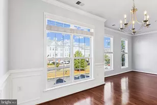 6821 Hampton Bay Ln, Gainesville, VA 20155 - Photo 10