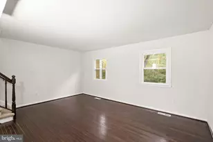 4332 Eileen Ct, Woodbridge, VA 22193 - Photo 10