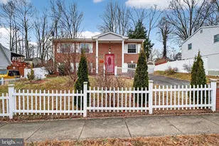 4636 Evansdale Rd, Woodbridge, VA 22193 - Photo 2