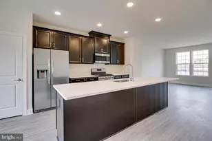 6182 Camerons Ferry Dr, Haymarket, VA 20169 - Photo 10