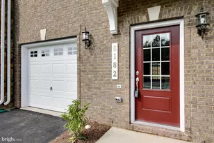 6182 Camerons Ferry Dr, Haymarket, VA 20169 - Photo 2