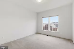 2488 Eastbourne Dr, Woodbridge, VA 22191 - Photo 28